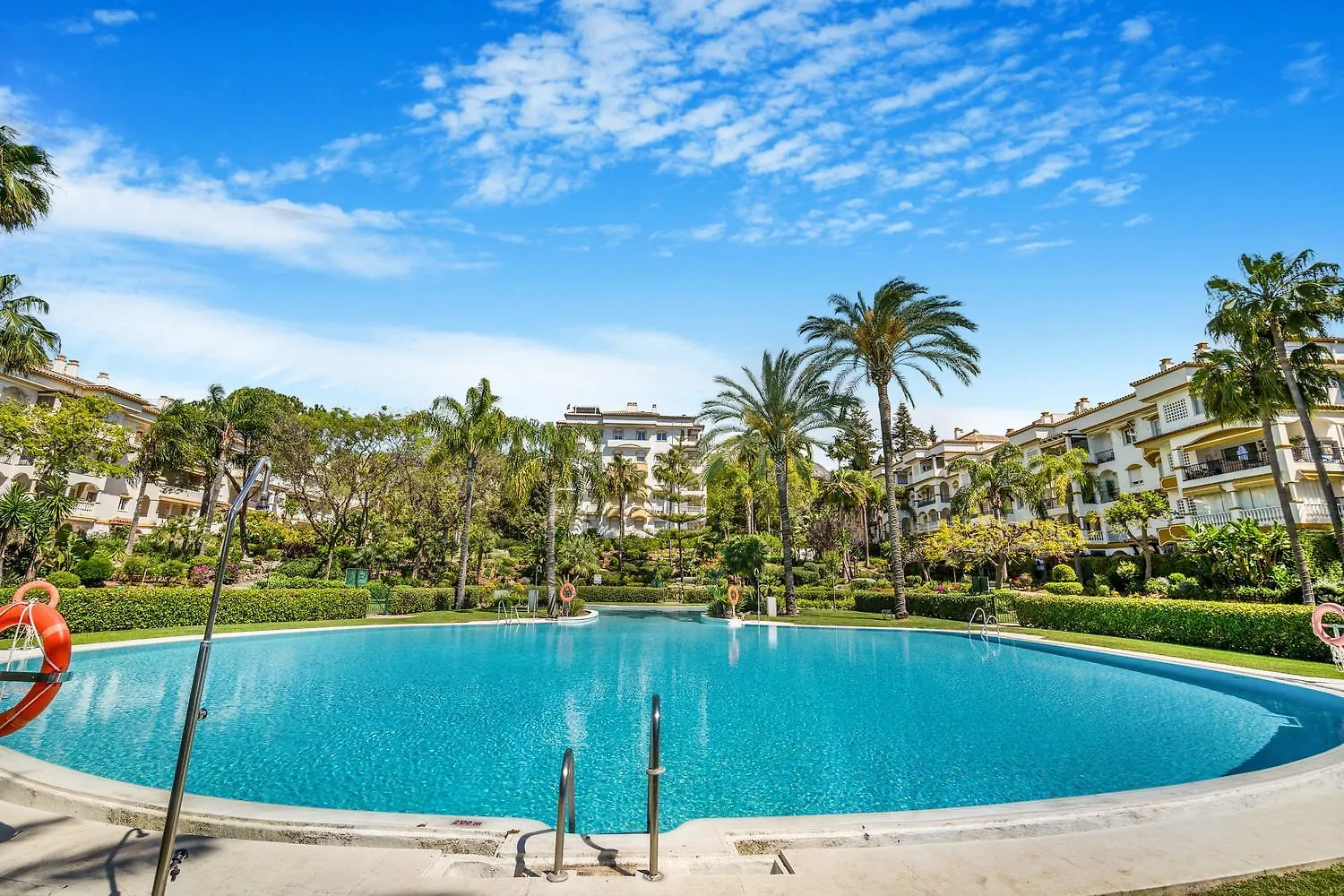 Hacienda De Los Nagueles - Golden Mile, Marbella