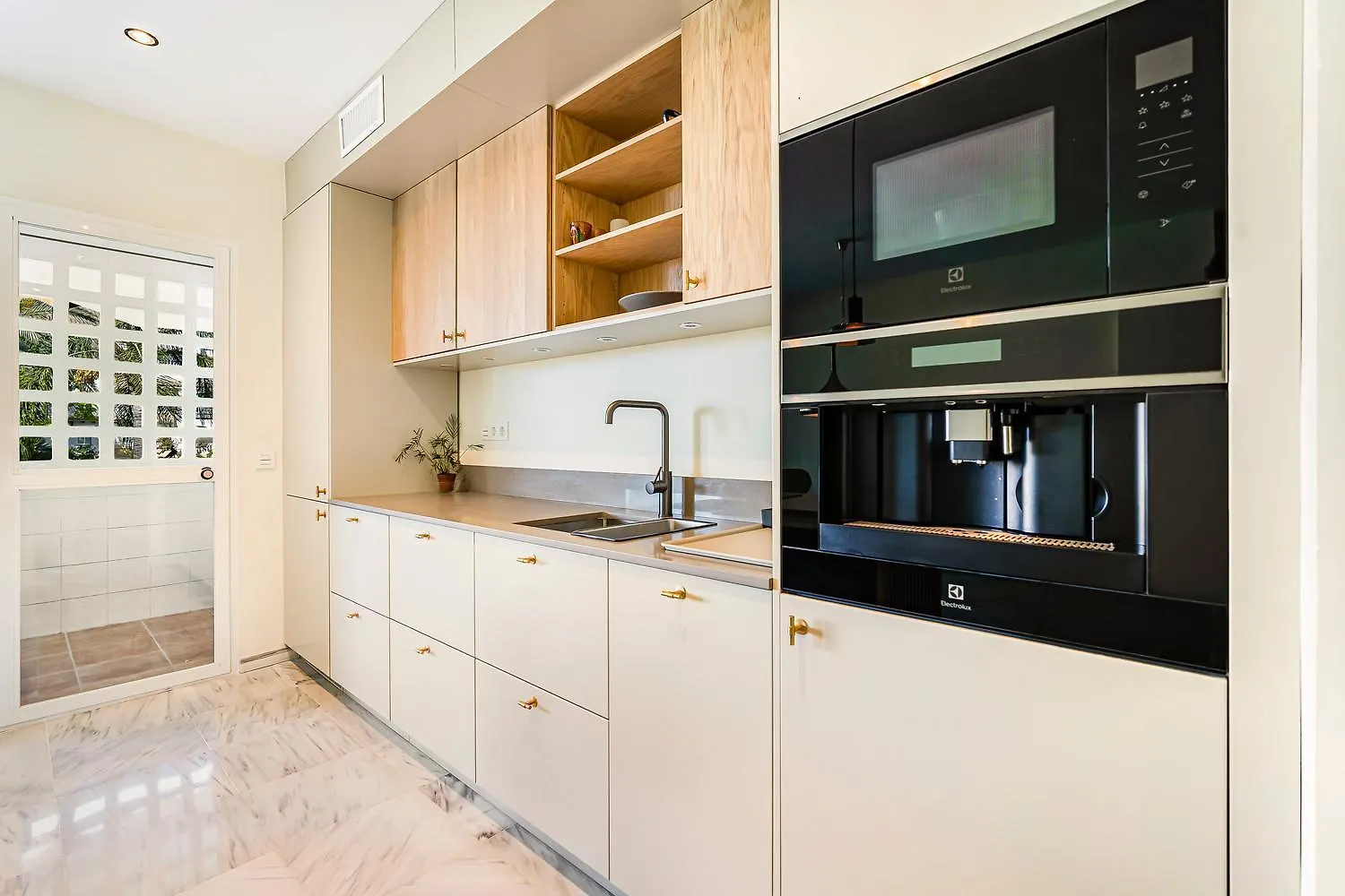 Apartment Hacienda De Los Nagueles - Golden Mile, Marbella