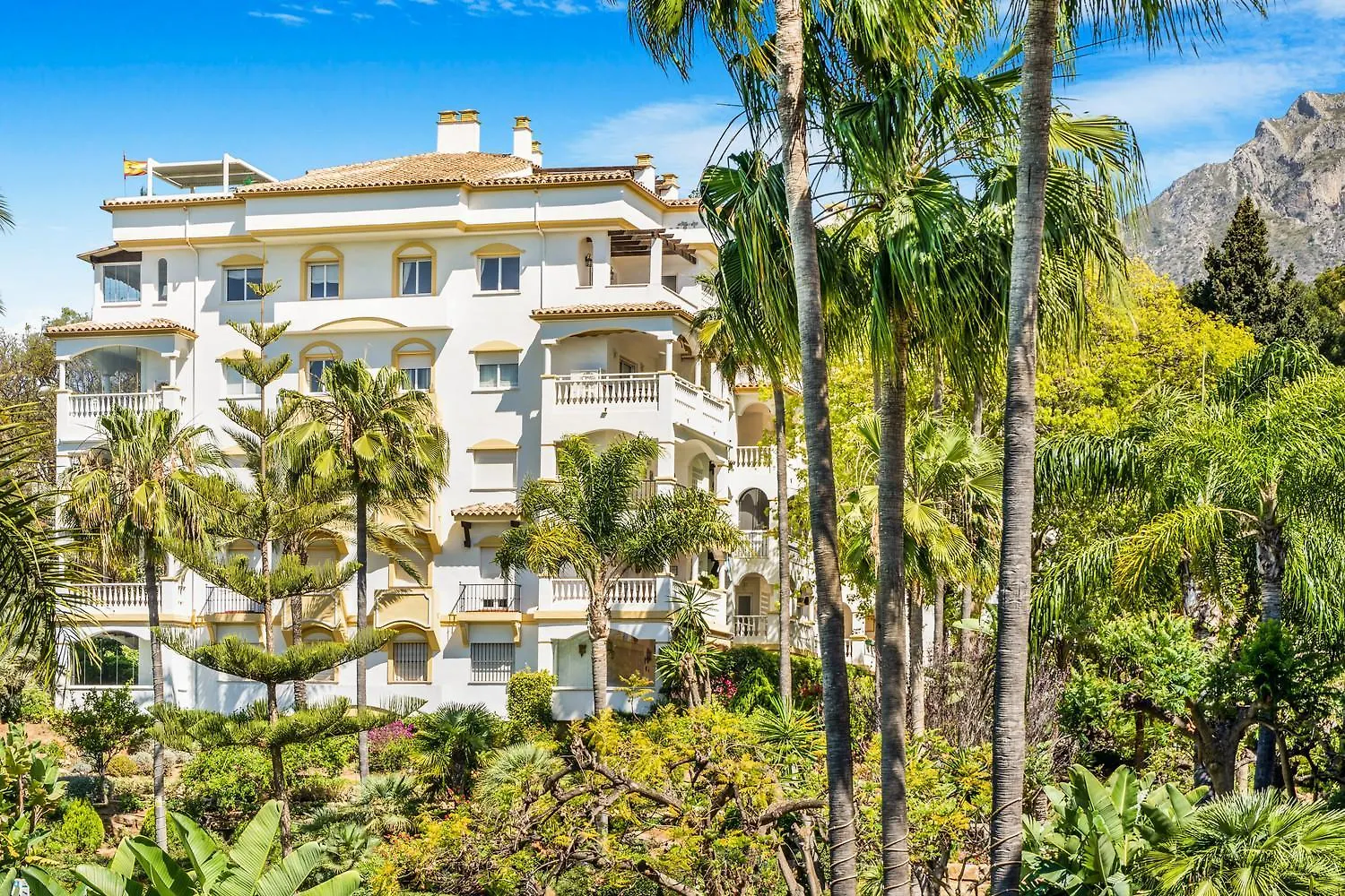 Hacienda De Los Nagueles - Golden Mile, Marbella 0*,