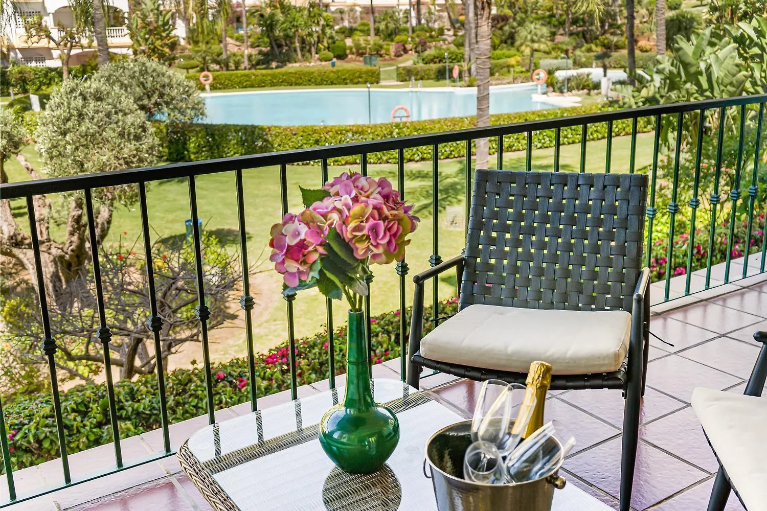 Hacienda De Los Nagueles - Golden Mile, Marbella Spain